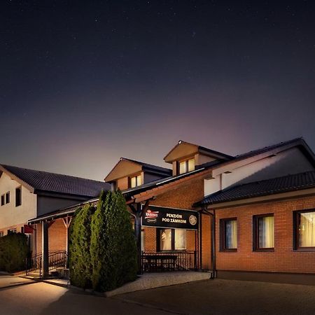 Penzion Pod Zamkom-Boleráz Exteriör bild